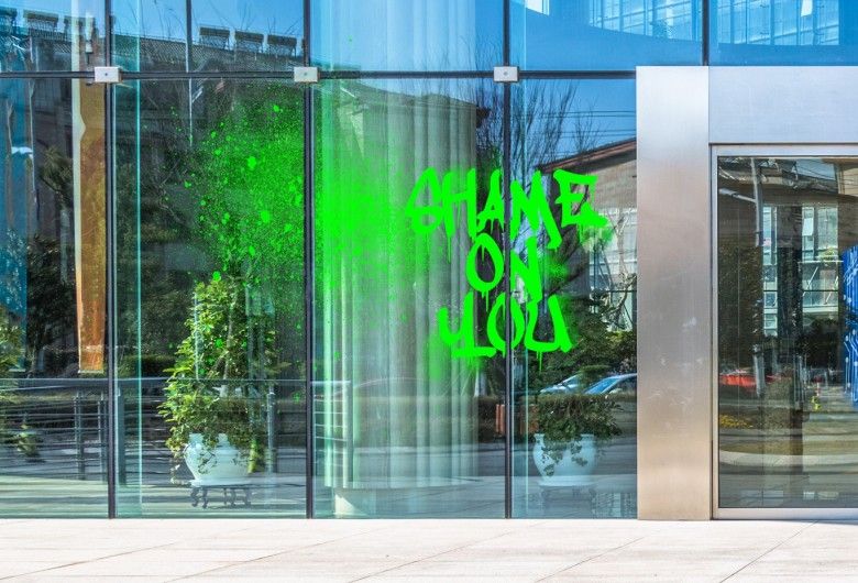 Film anti-graffitis 200 microns pour vitrages urbains – AGI 200